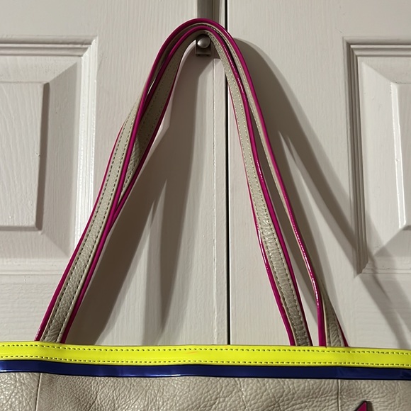 Betsy Johnson tote purse - Picture 4 of 11